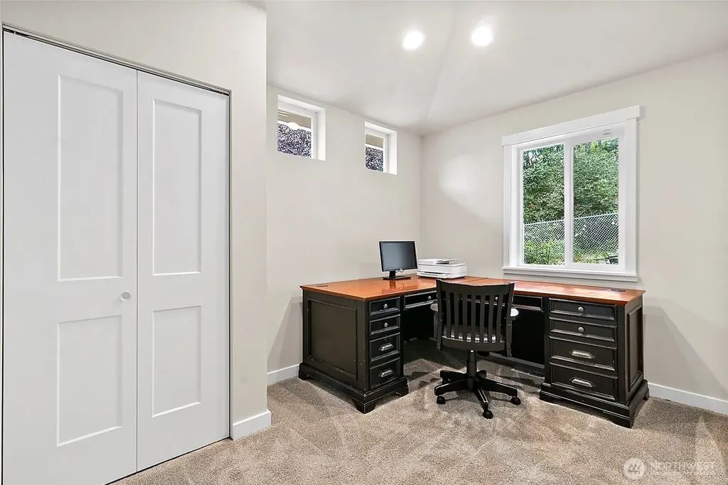 4905 Highland Court SE Auburn WA 98092