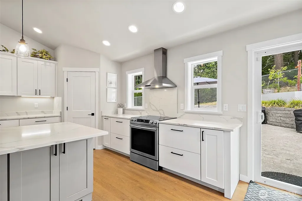 4905 Highland Court SE Auburn WA 98092