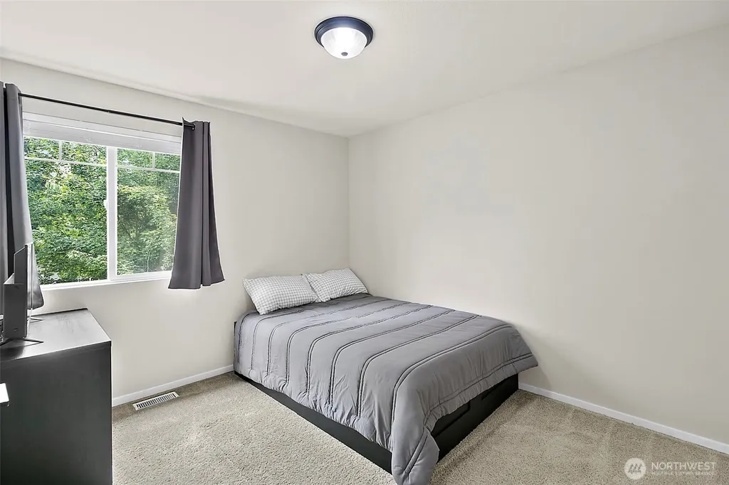 4905 Highland Court SE Auburn WA 98092
