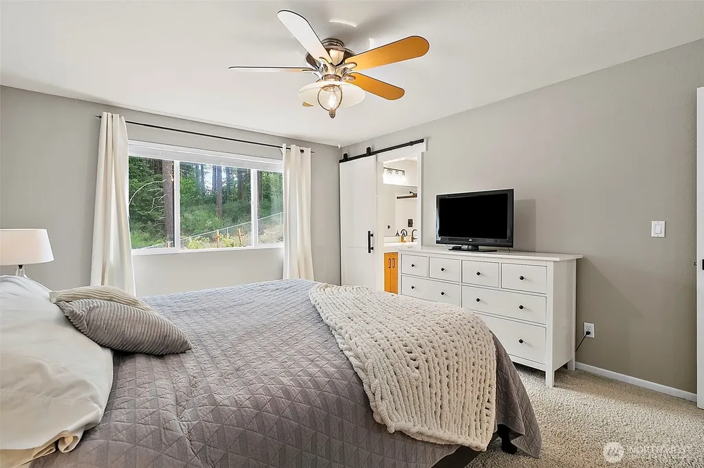 4905 Highland Court SE Auburn WA 98092
