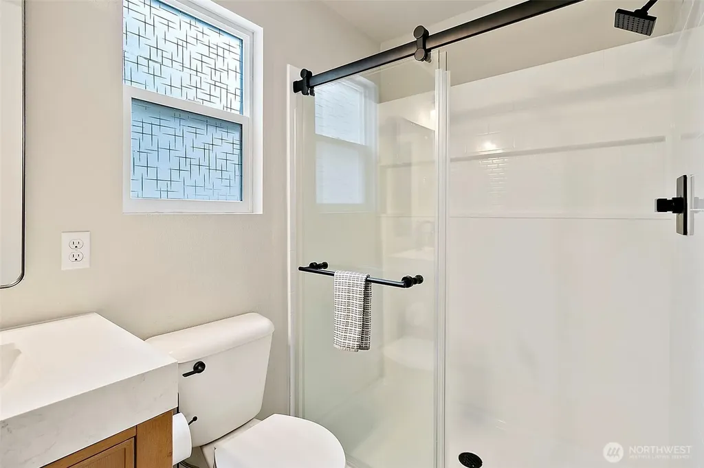 4905 Highland Court SE Auburn WA 98092