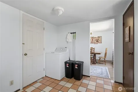 3706 S 255th Place Kent WA 98032