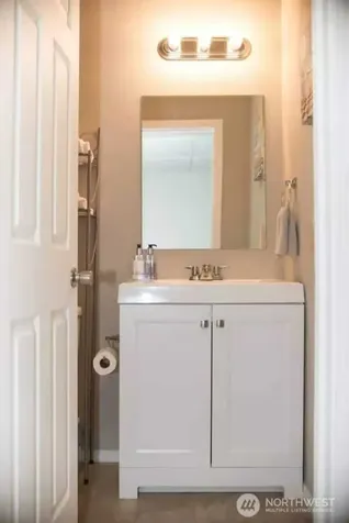 3706 S 255th Place Kent WA 98032