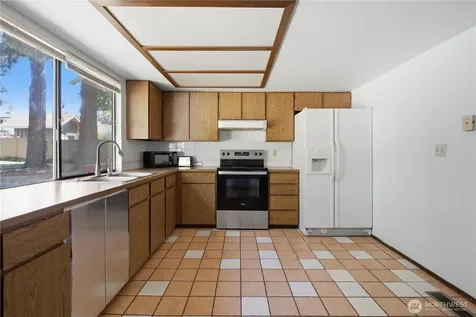 3706 S 255th Place Kent WA 98032