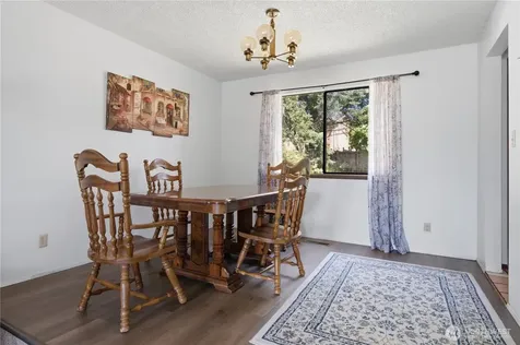 3706 S 255th Place Kent WA 98032