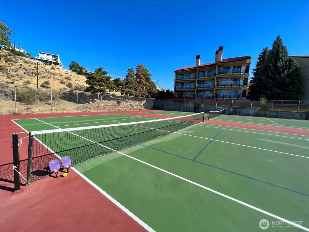 212 Stehekin Way Chelan WA 98816