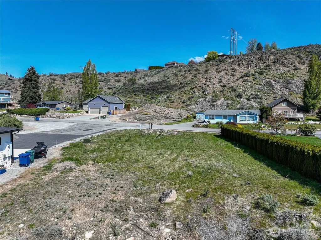 212 Stehekin Way Chelan WA 98816