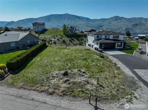 212 Stehekin Way Chelan WA 98816