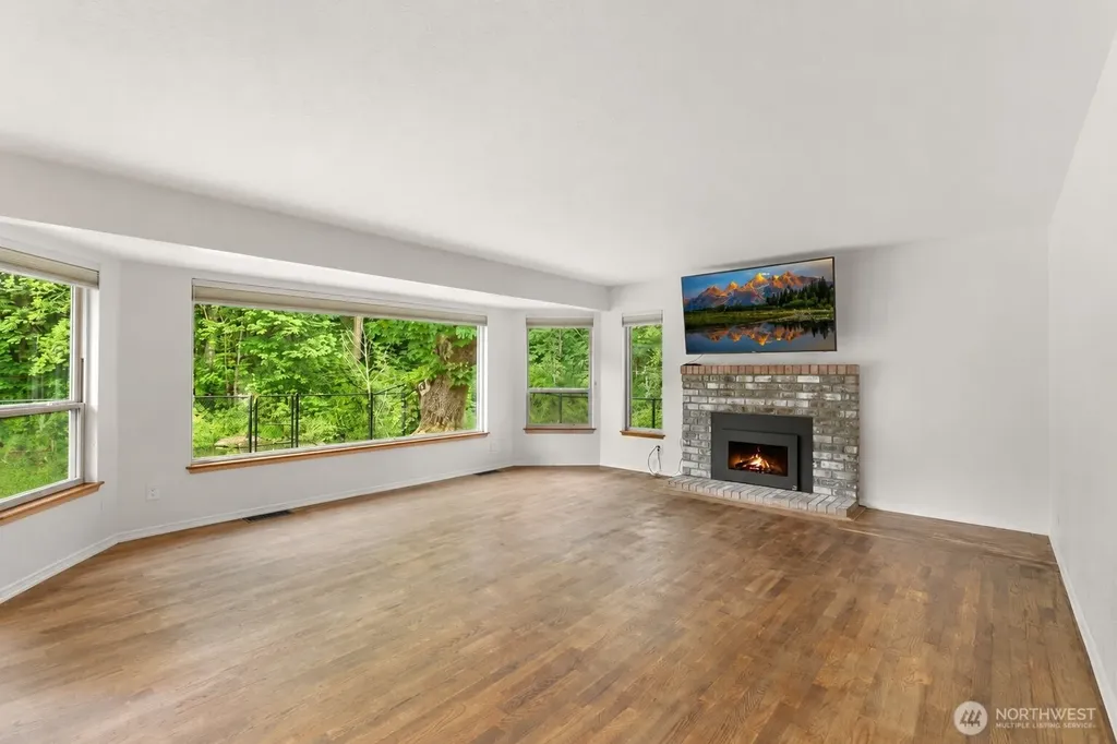 1121 Shelton Avenue SE Renton WA 98058