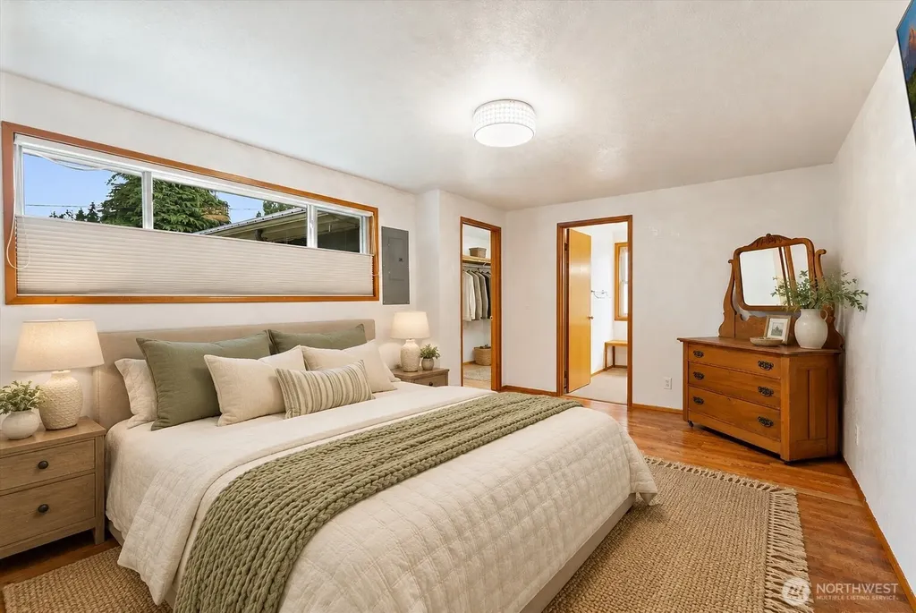 1121 Shelton Avenue SE Renton WA 98058
