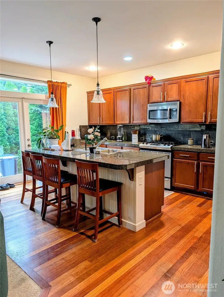 8420 155th Street Ct E Puyallup WA 98375
