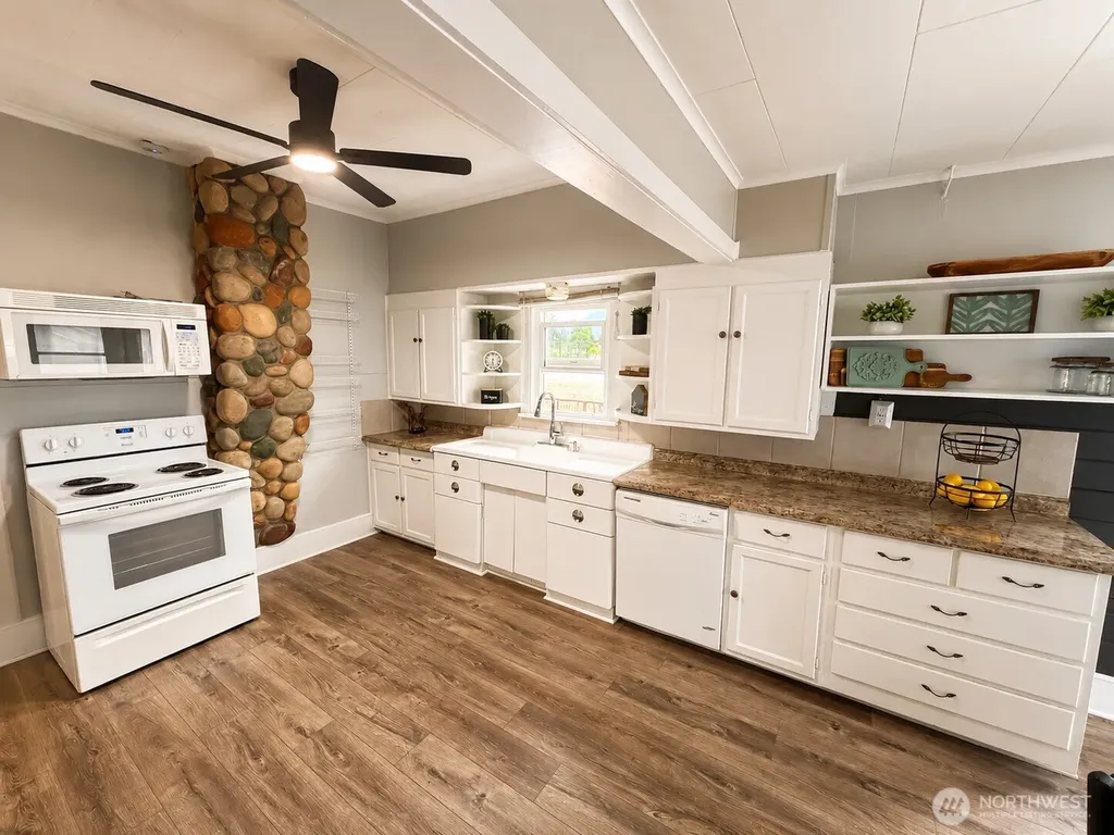 825 Givens Avenue Darrington WA 98241