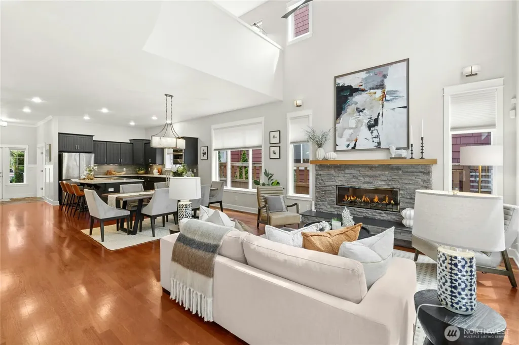2585 20th Avenue NE Issaquah WA 98029