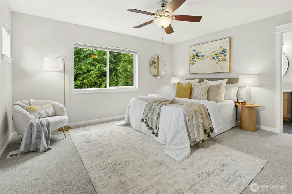 2585 20th Avenue NE Issaquah WA 98029