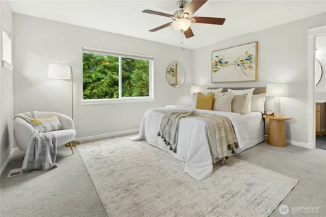 2585 20th Avenue NE Issaquah WA 98029