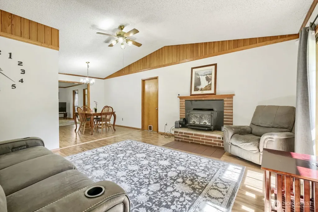 29311 33rd Avenue S Auburn WA 98001