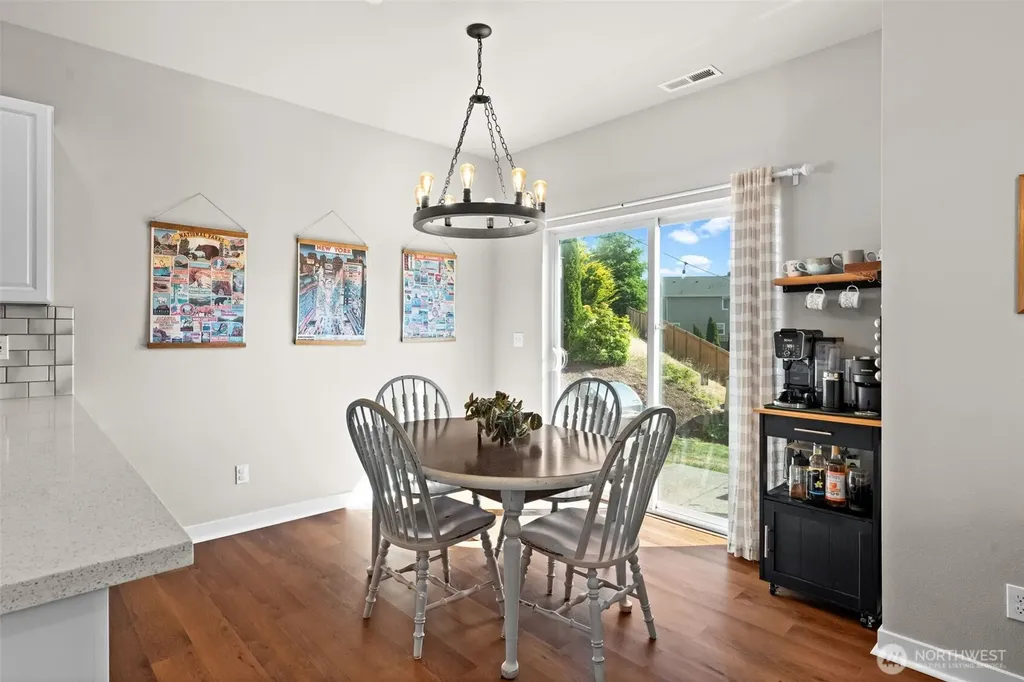 736 Freedom Court SE Port Orchard WA 98366