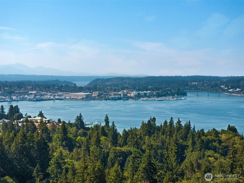736 Freedom Court SE Port Orchard WA 98366