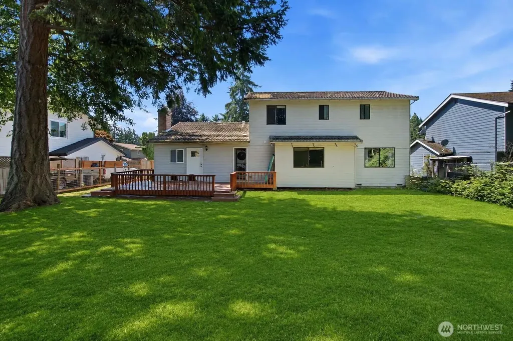 3706 S 255th Place Kent WA 98032