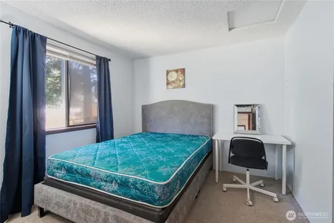 3706 S 255th Place Kent WA 98032