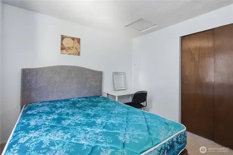 3706 S 255th Place Kent WA 98032