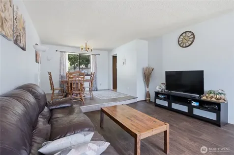 3706 S 255th Place Kent WA 98032
