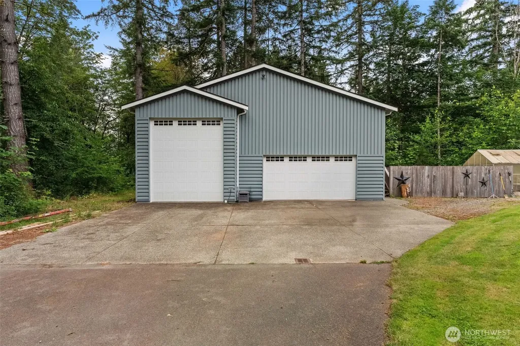15622 Glenwood Road SW Port Orchard WA 98367