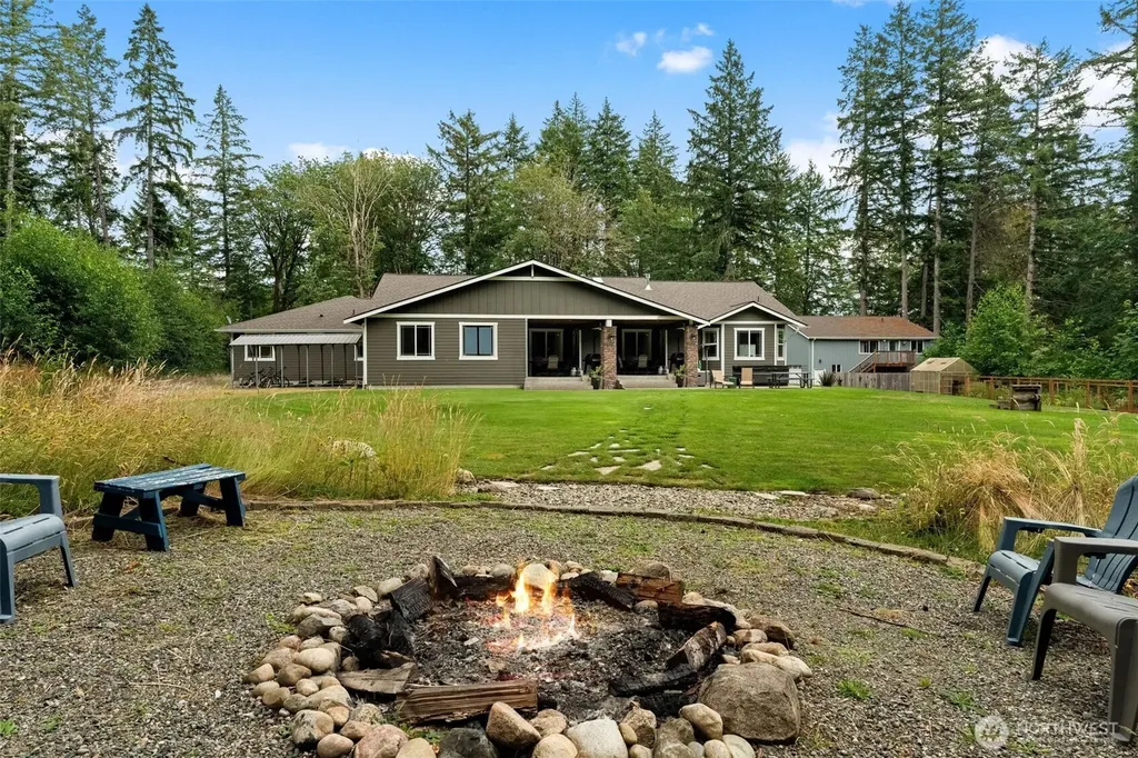 15622 Glenwood Road SW Port Orchard WA 98367