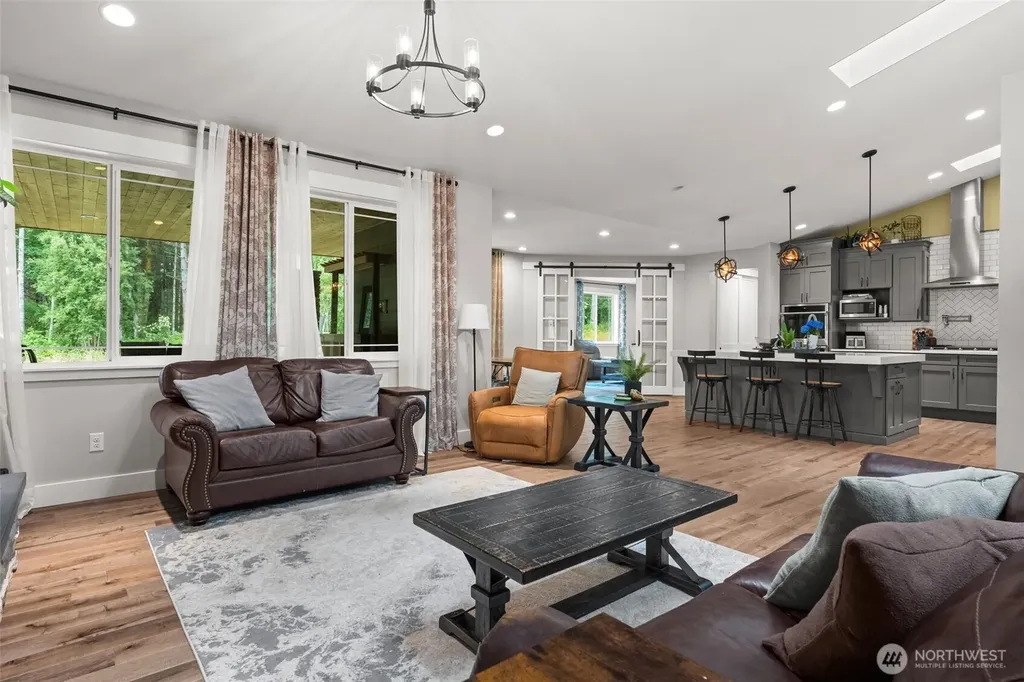 15622 Glenwood Road SW Port Orchard WA 98367
