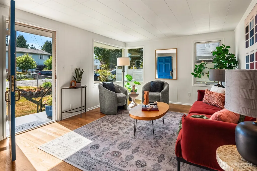 12033 79th Avenue S Seattle WA 98178