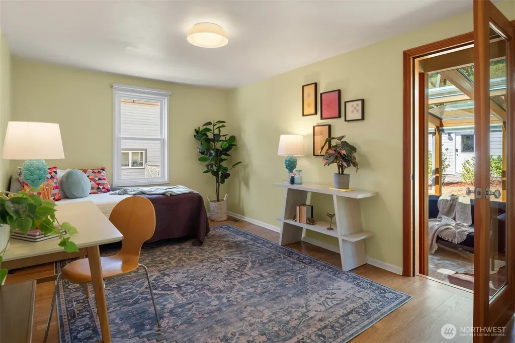 12033 79th Avenue S Seattle WA 98178