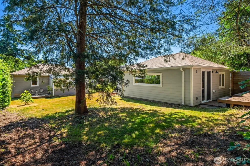 12033 79th Avenue S Seattle WA 98178