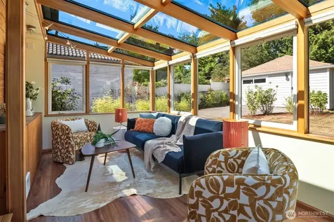 12033 79th Avenue S Seattle WA 98178