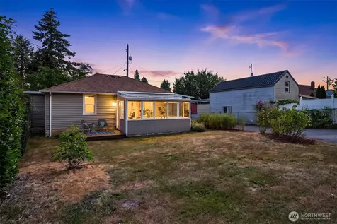 12033 79th Avenue S Seattle WA 98178