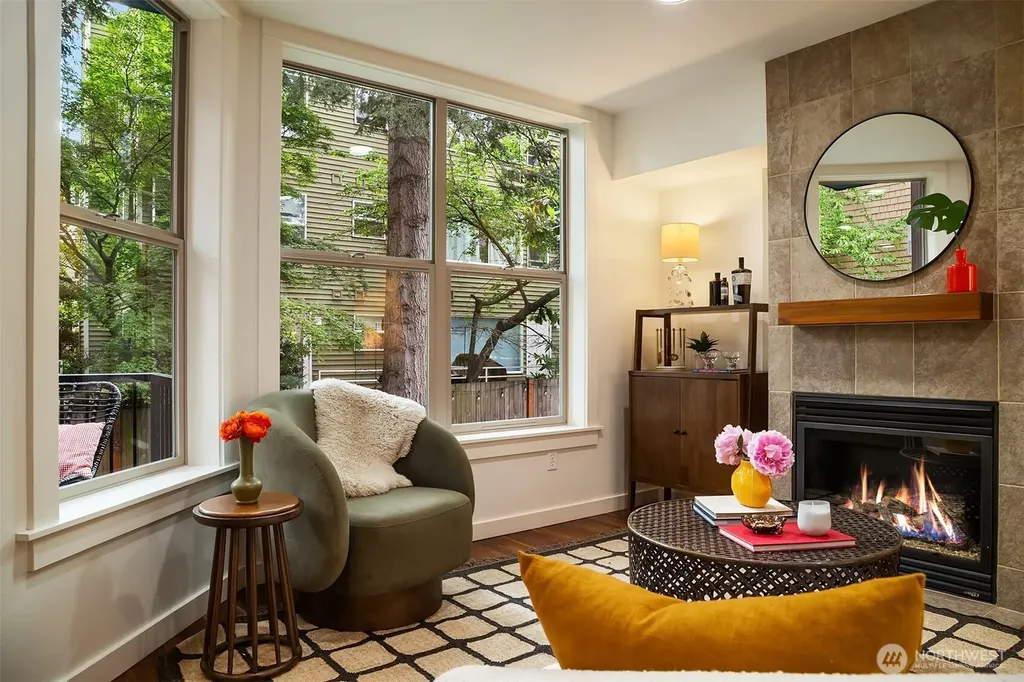 3425 Meridian Avenue N Seattle WA 98103