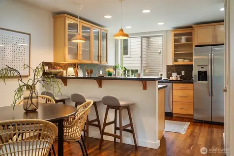 3425 Meridian Avenue N Seattle WA 98103