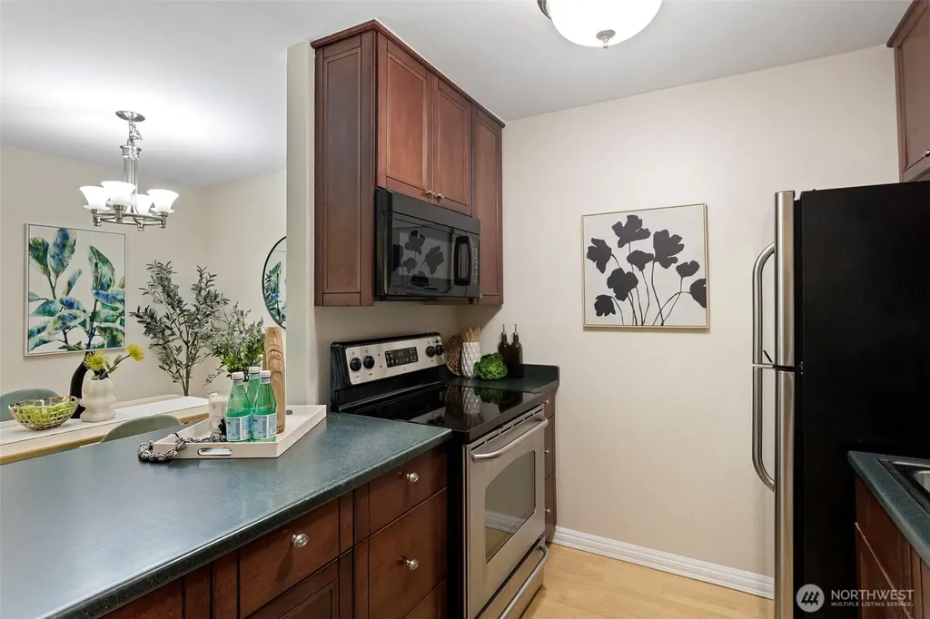 12510 NE 130th Way Kirkland WA 98034