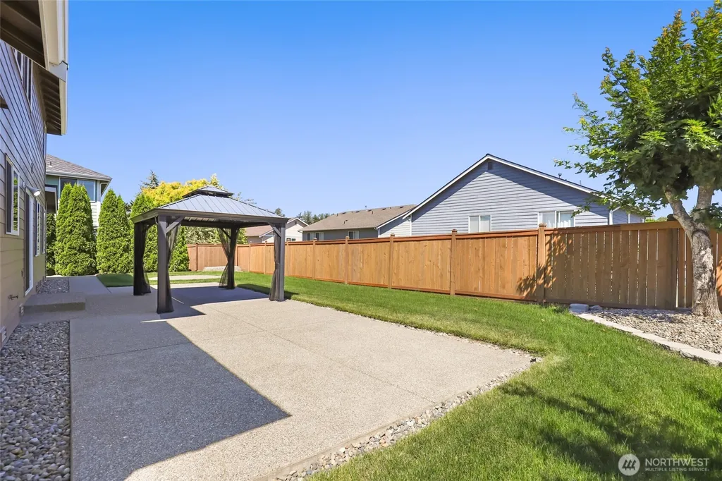 3901 Broadmoor Drive NE Tacoma WA 98422