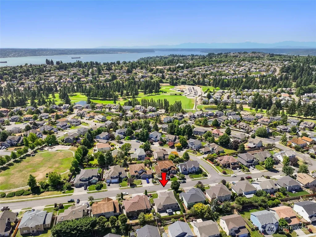 3901 Broadmoor Drive NE Tacoma WA 98422