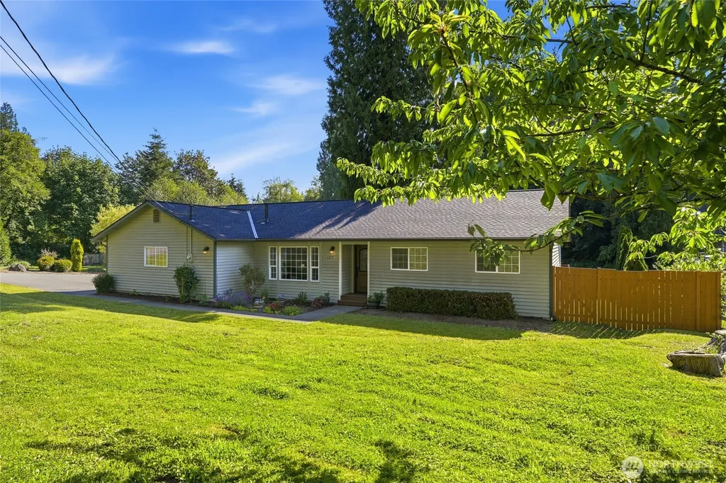 129 103rd Avenue SE Lake Stevens WA 98258