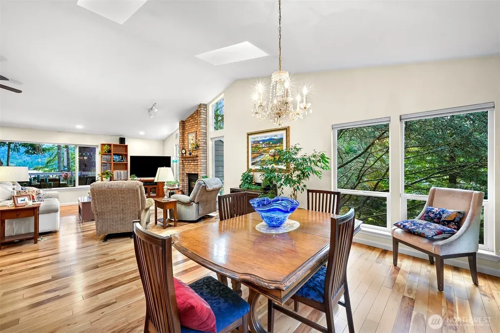 2 Longshore Lane Bellingham WA 98229