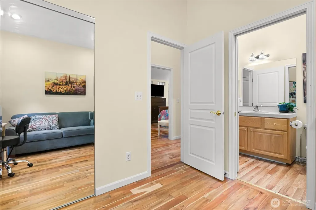 2 Longshore Lane Bellingham WA 98229