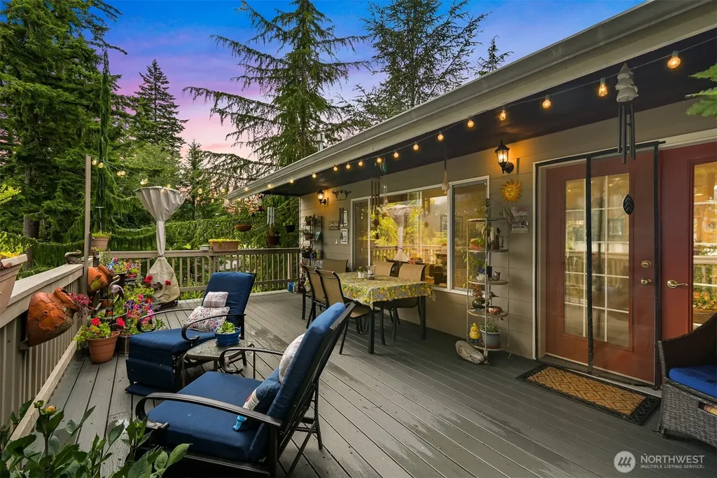 2 Longshore Lane Bellingham WA 98229