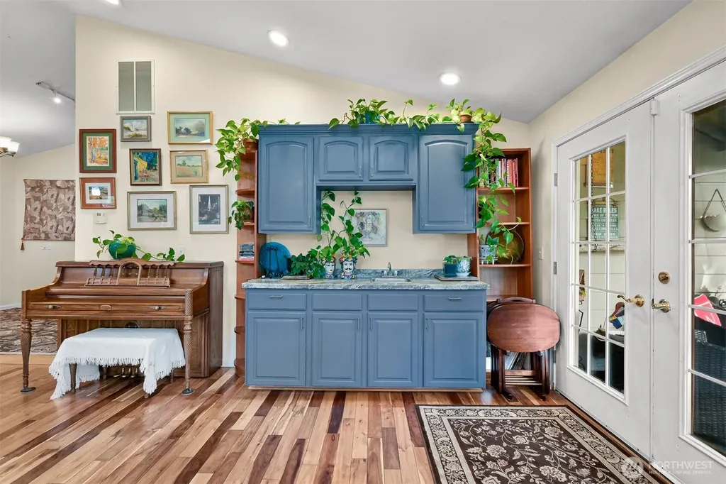 2 Longshore Lane Bellingham WA 98229