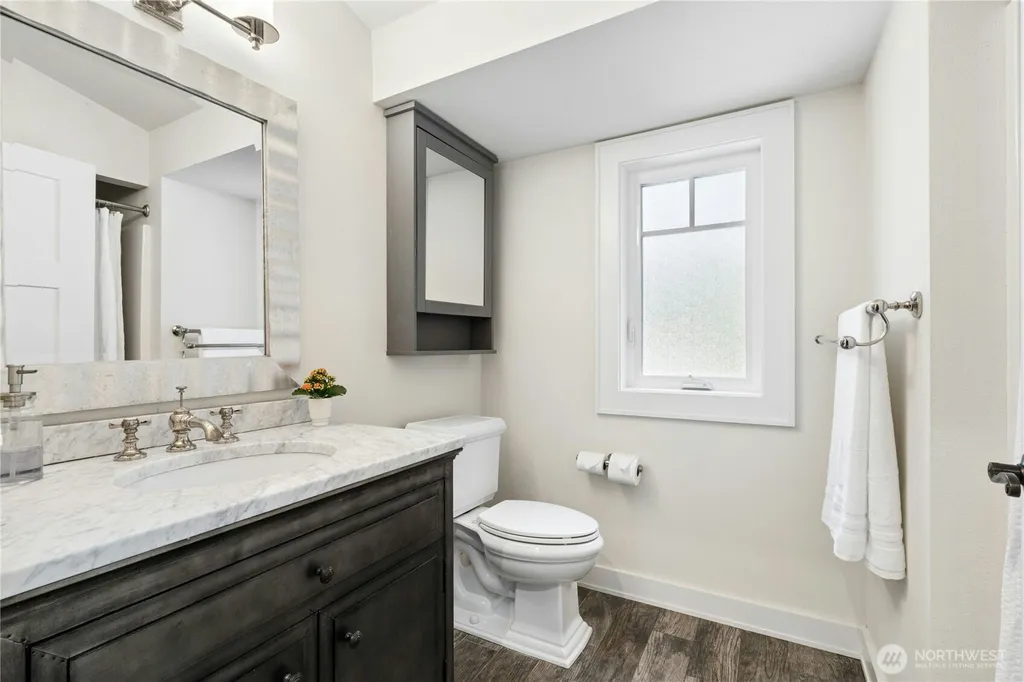 1171 Sycamore Drive SE Issaquah WA 98027