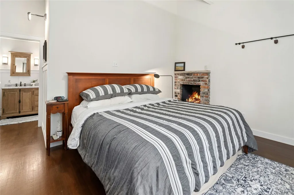 1171 Sycamore Drive SE Issaquah WA 98027