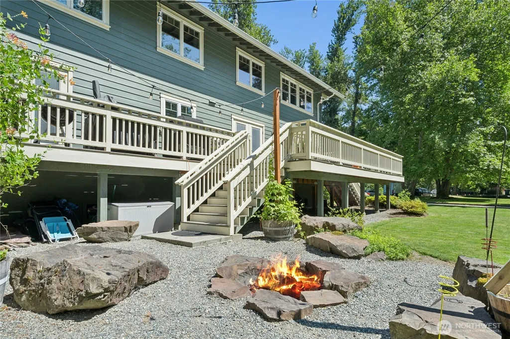 1171 Sycamore Drive SE Issaquah WA 98027