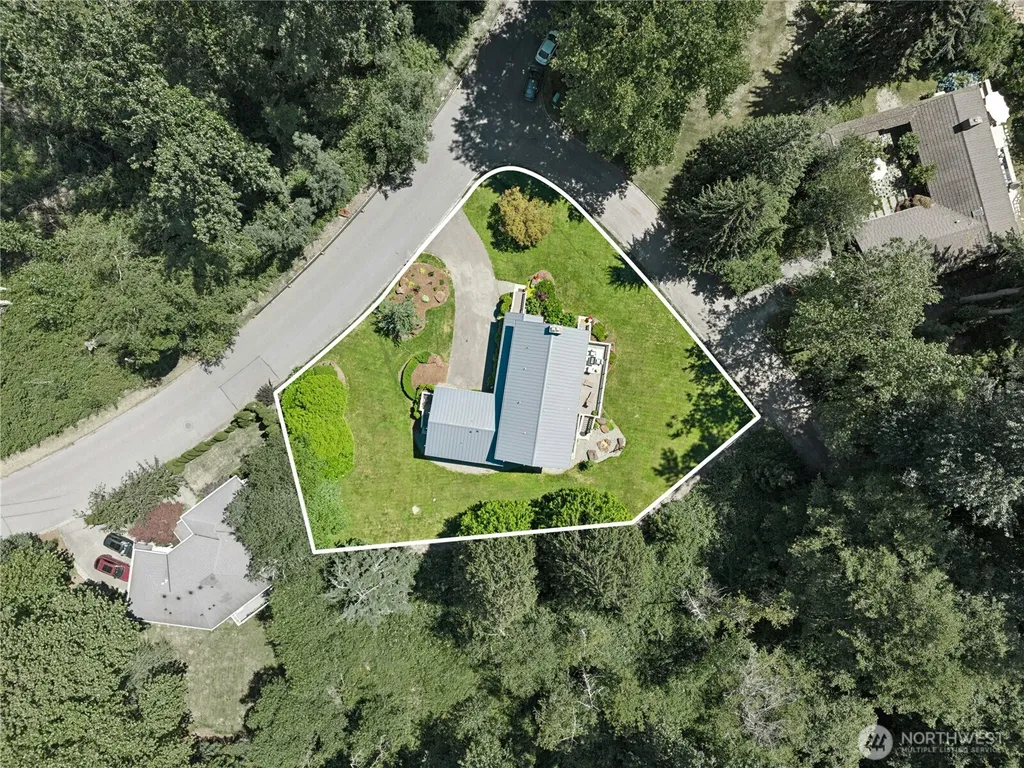 1171 Sycamore Drive SE Issaquah WA 98027