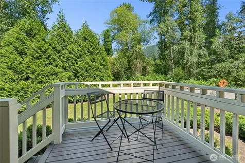1171 Sycamore Drive SE Issaquah WA 98027