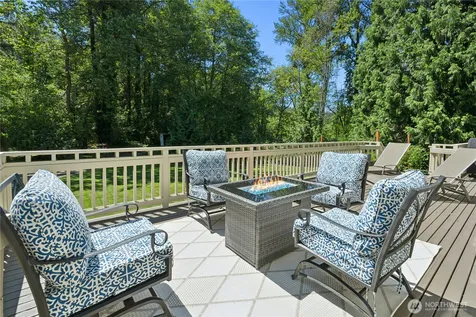 1171 Sycamore Drive SE Issaquah WA 98027